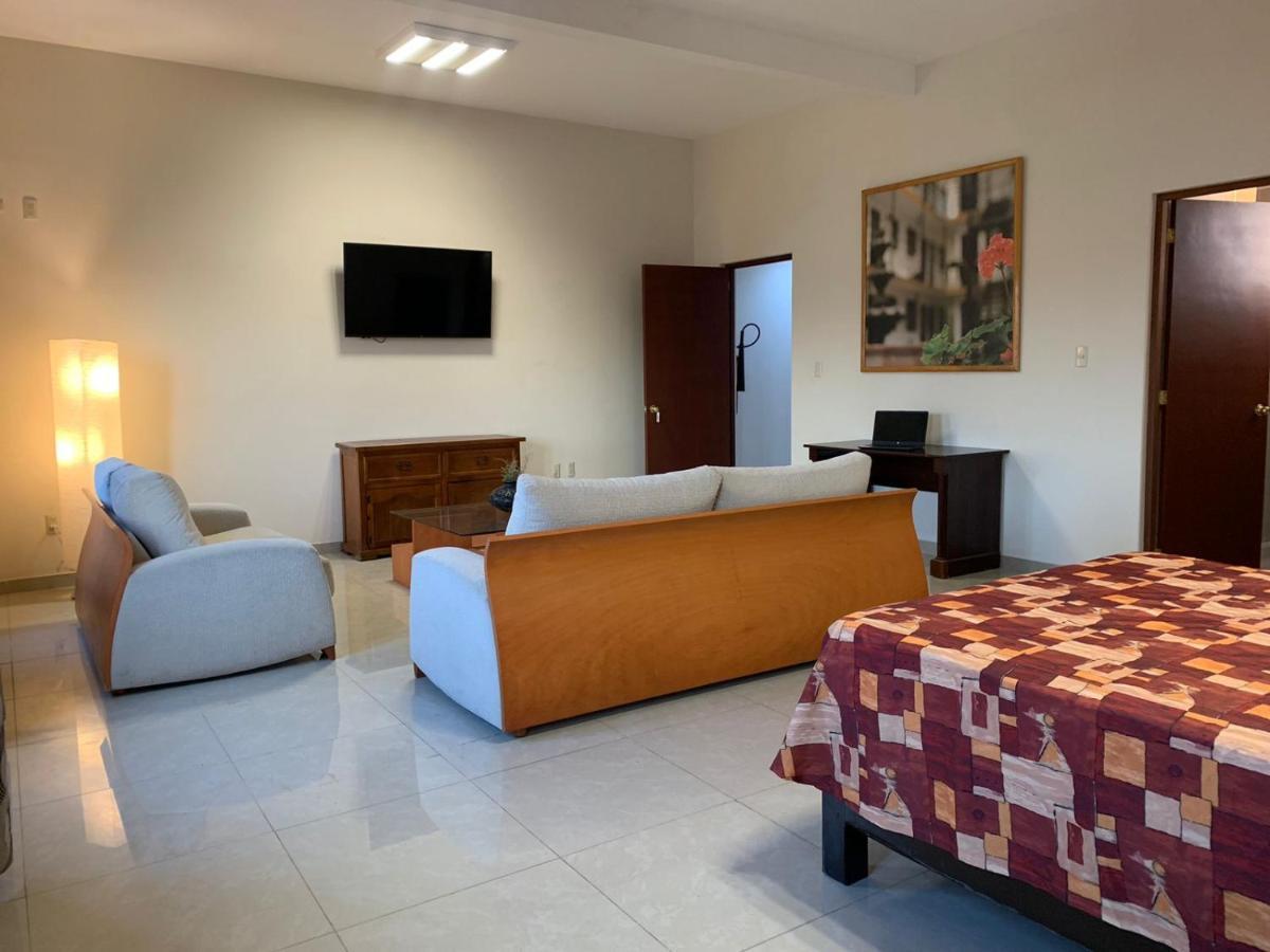 Cinco De Mayo Hotel Querétaro Dış mekan fotoğraf
